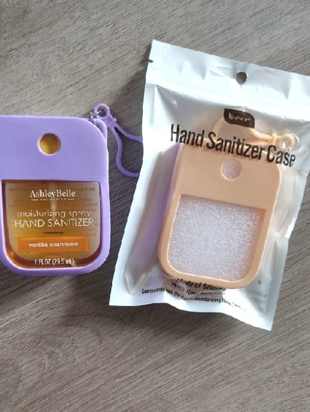 3/$10🆕Hand Sanitizer Case with Clip-Peachy